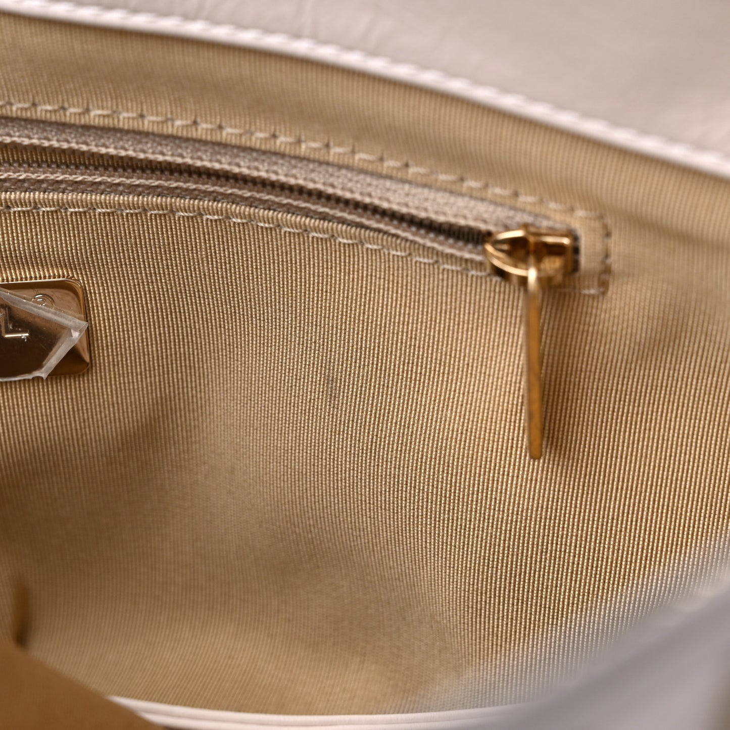 Glazed Calfskin Quilted State Of The Art Hobo White
