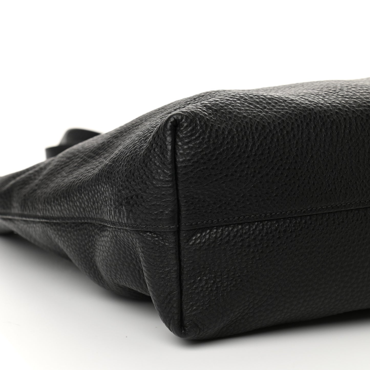 Vitello Daino Shopping Tote Black