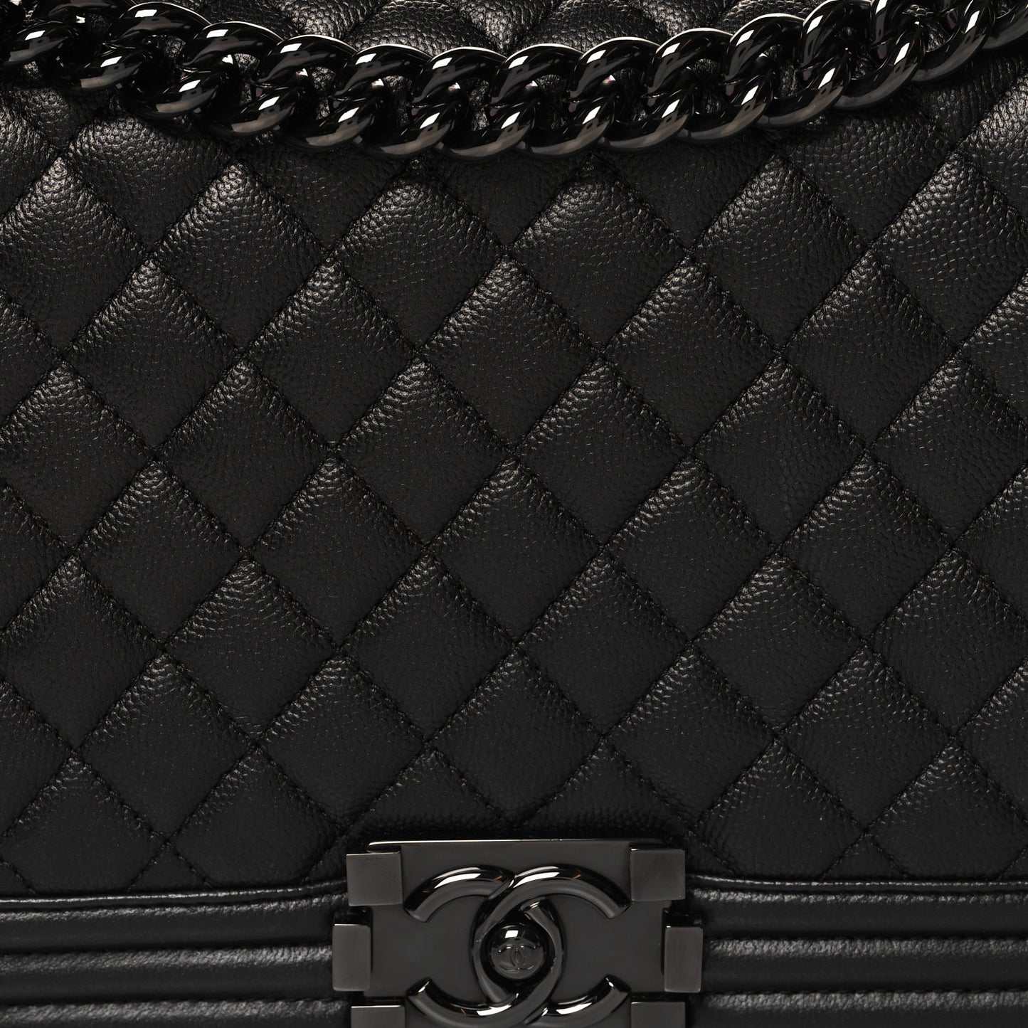 Caviar Quilted New Medium Boy Flap So Black