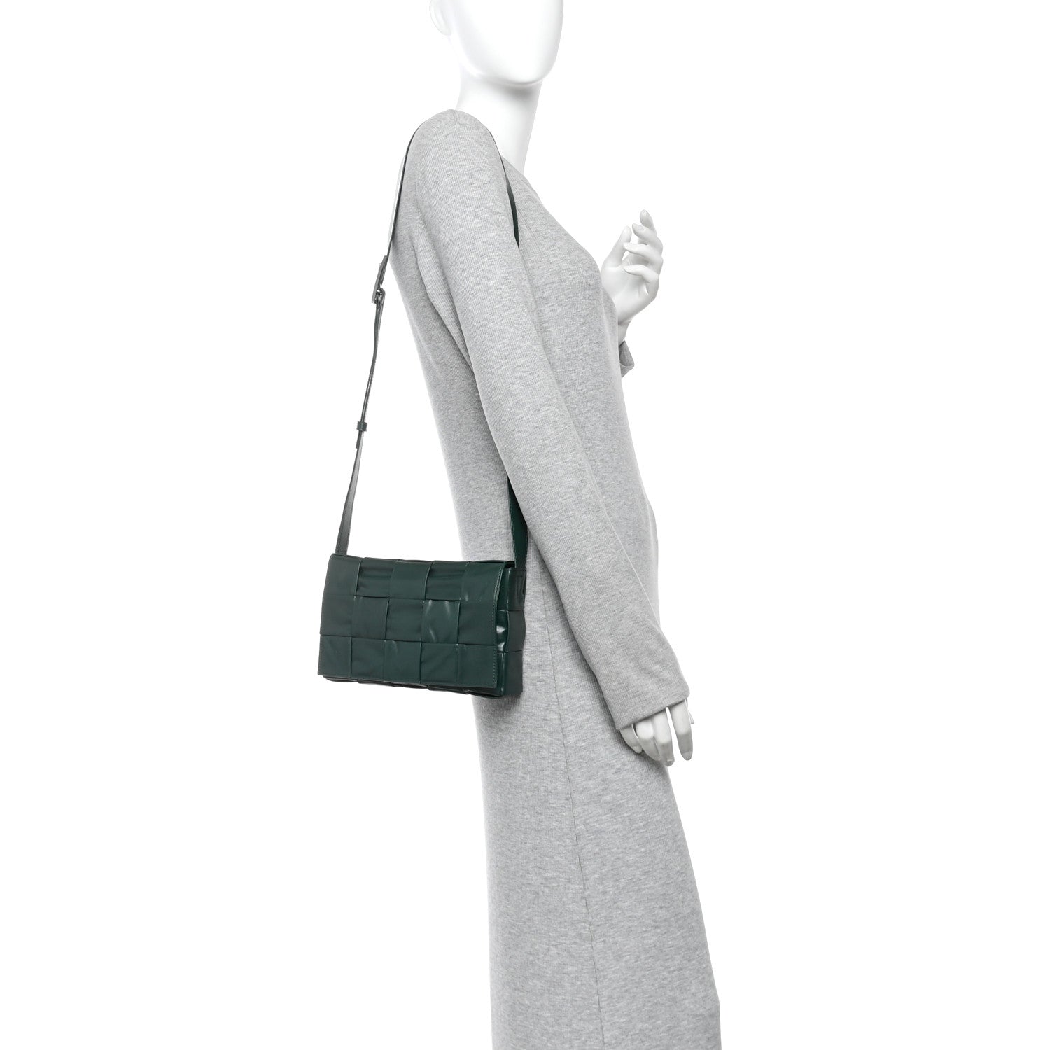 Bottega Veneta Paper Calfskin Maxi Intreccio Small Cassette Crossbody Bag Raintree 2 of 9