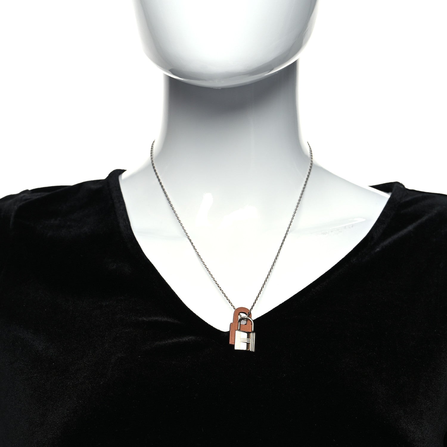 Hermes Swift Small O'Kelly Pendant Necklace Silver 2 of 5