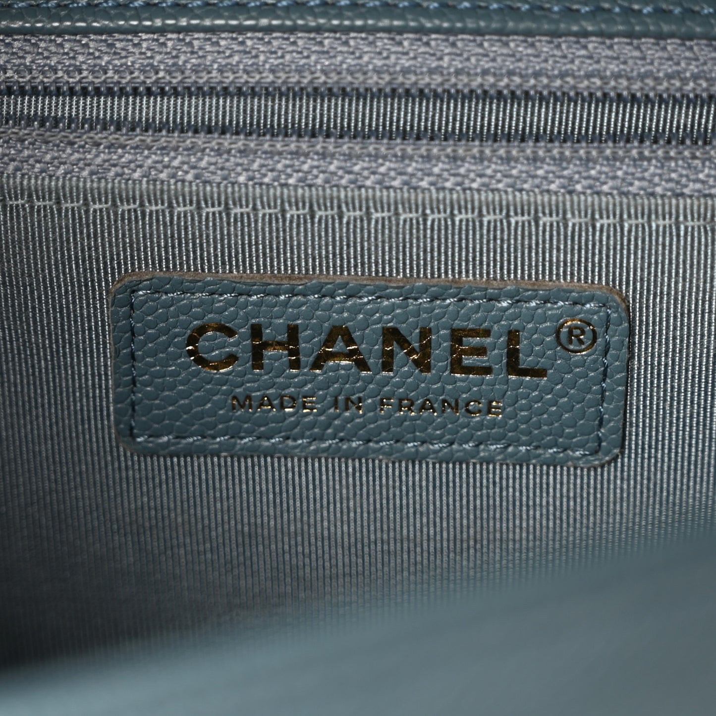 Caviar Quilted New Medium Boy Flap Blue