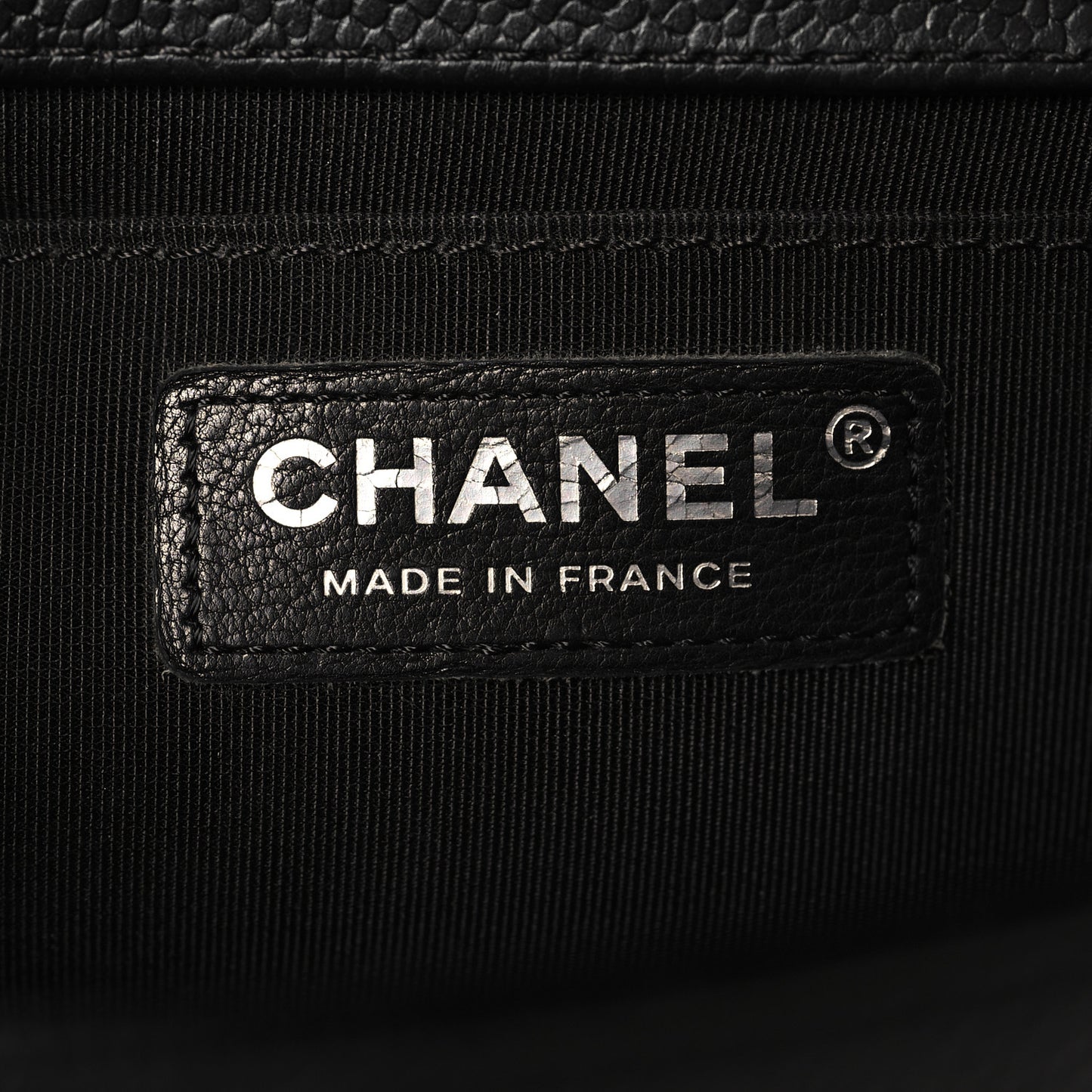 Caviar Chevron Quilted Medium Boy Flap Black