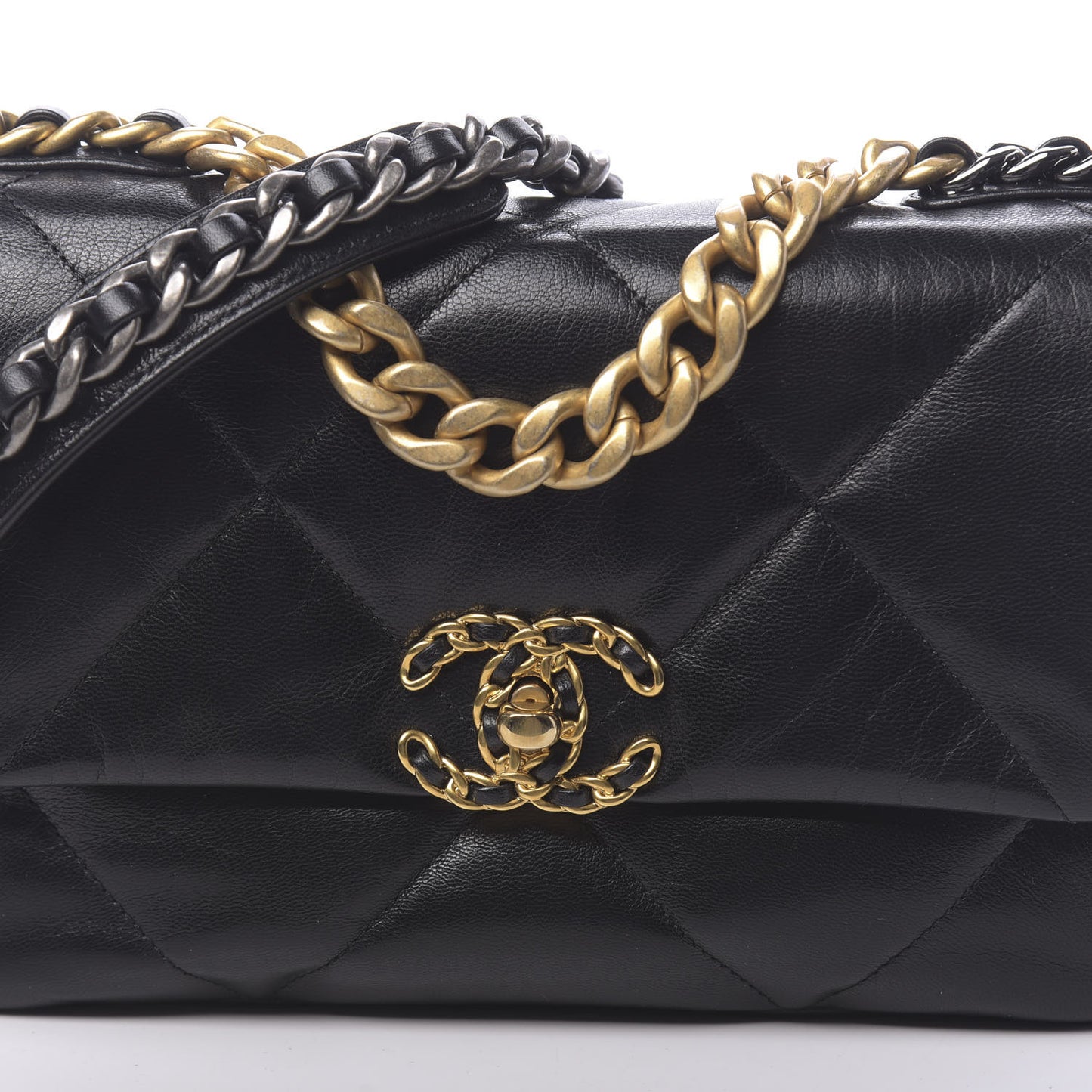 Lambskin Quilted Medium 19 Flap Black