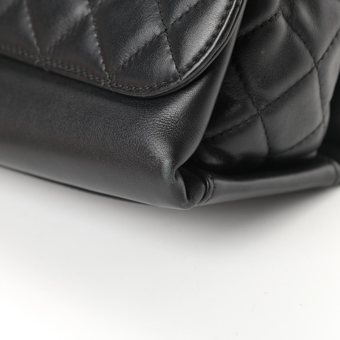 Calfskin Jumbo Tramezzo Flap Black