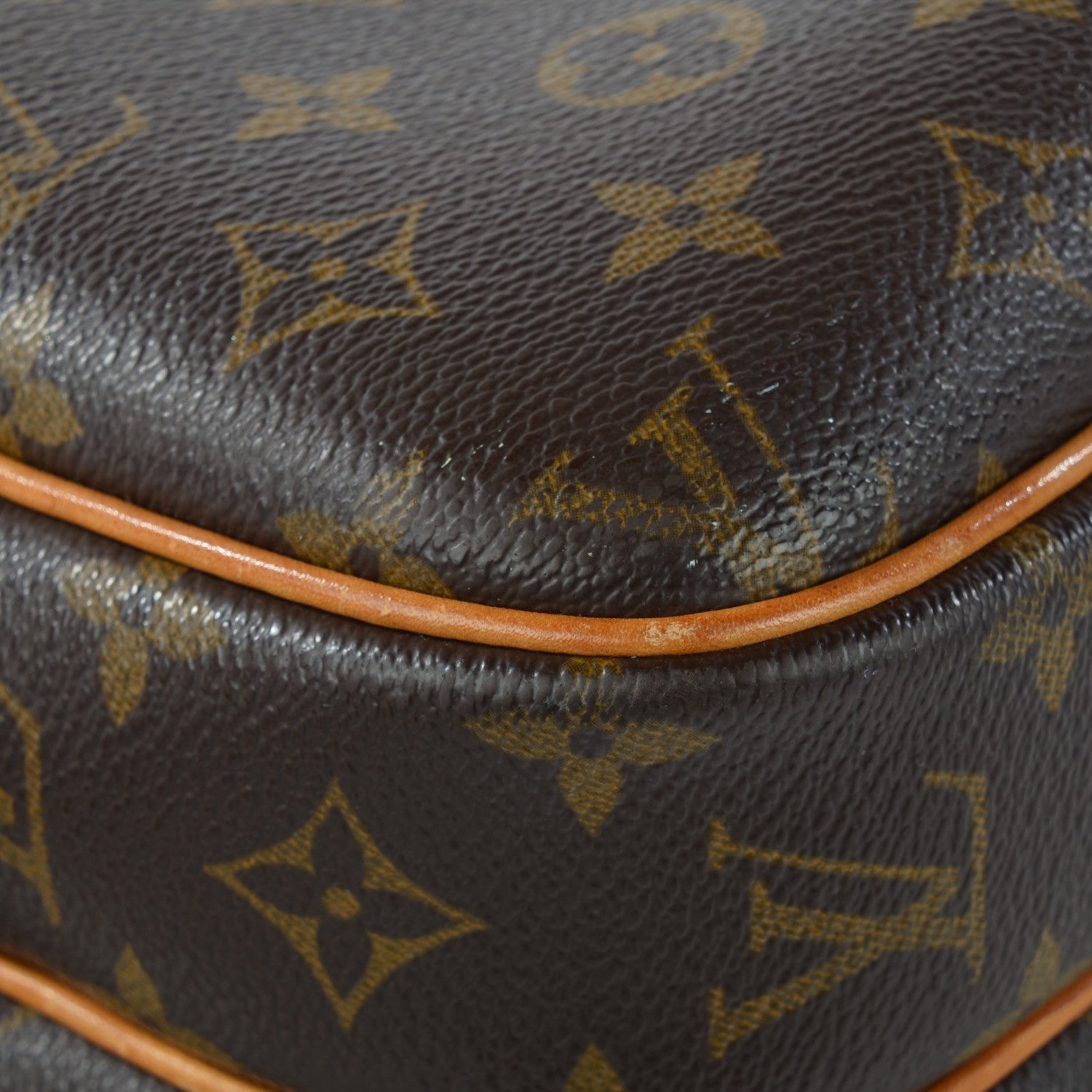 Louis Vuitton Monogram Reporter PM 8 of 10
