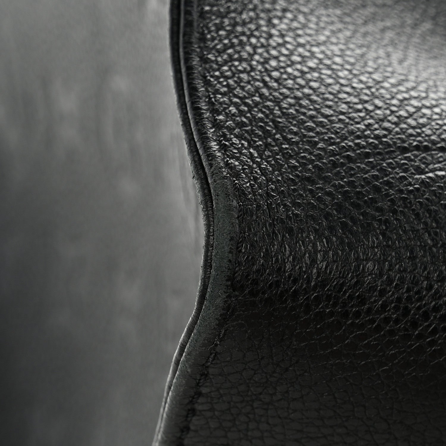 Louis Vuitton Empreinte Monogram Giant Onthego MM Black 15 of 15
