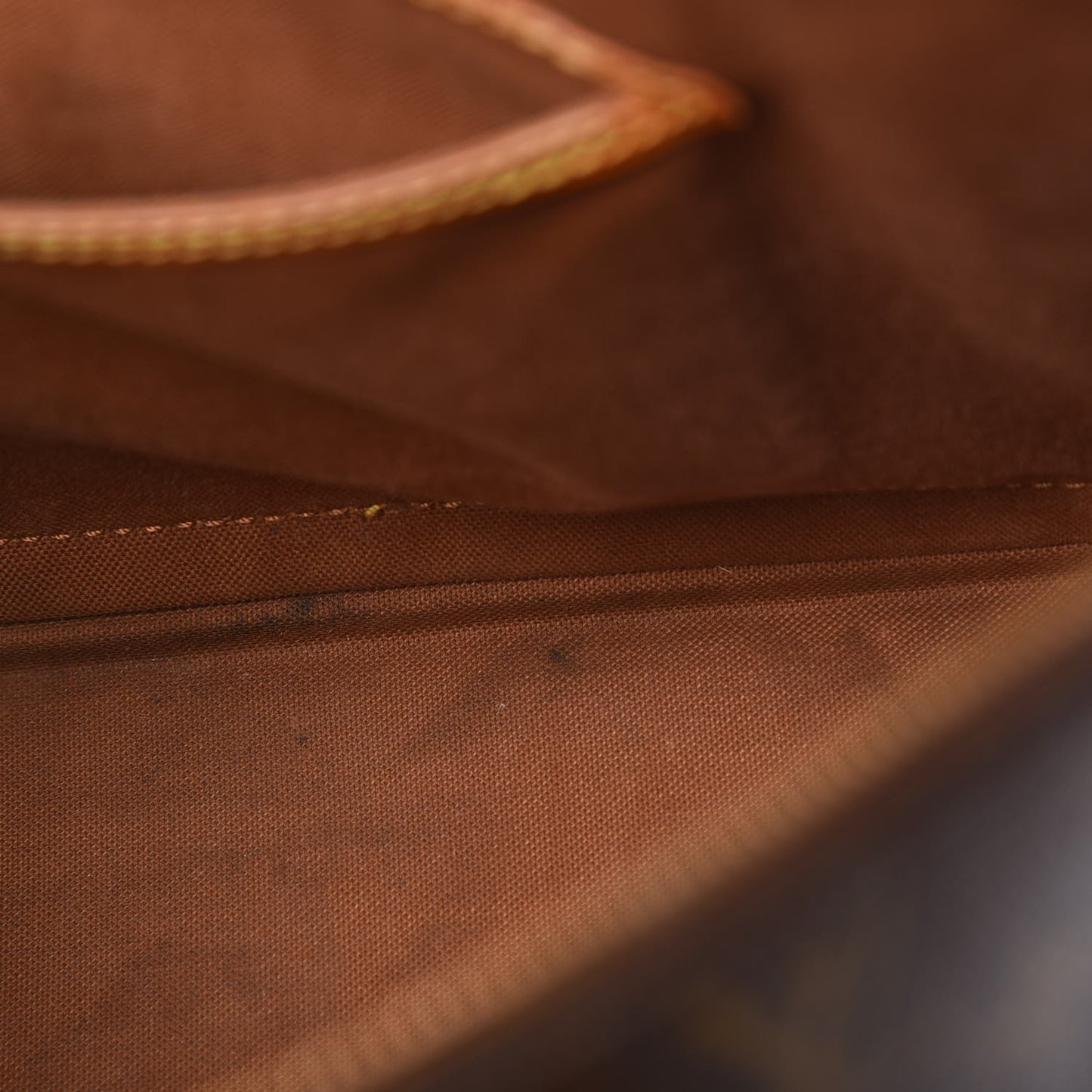 Monogram Alma PM