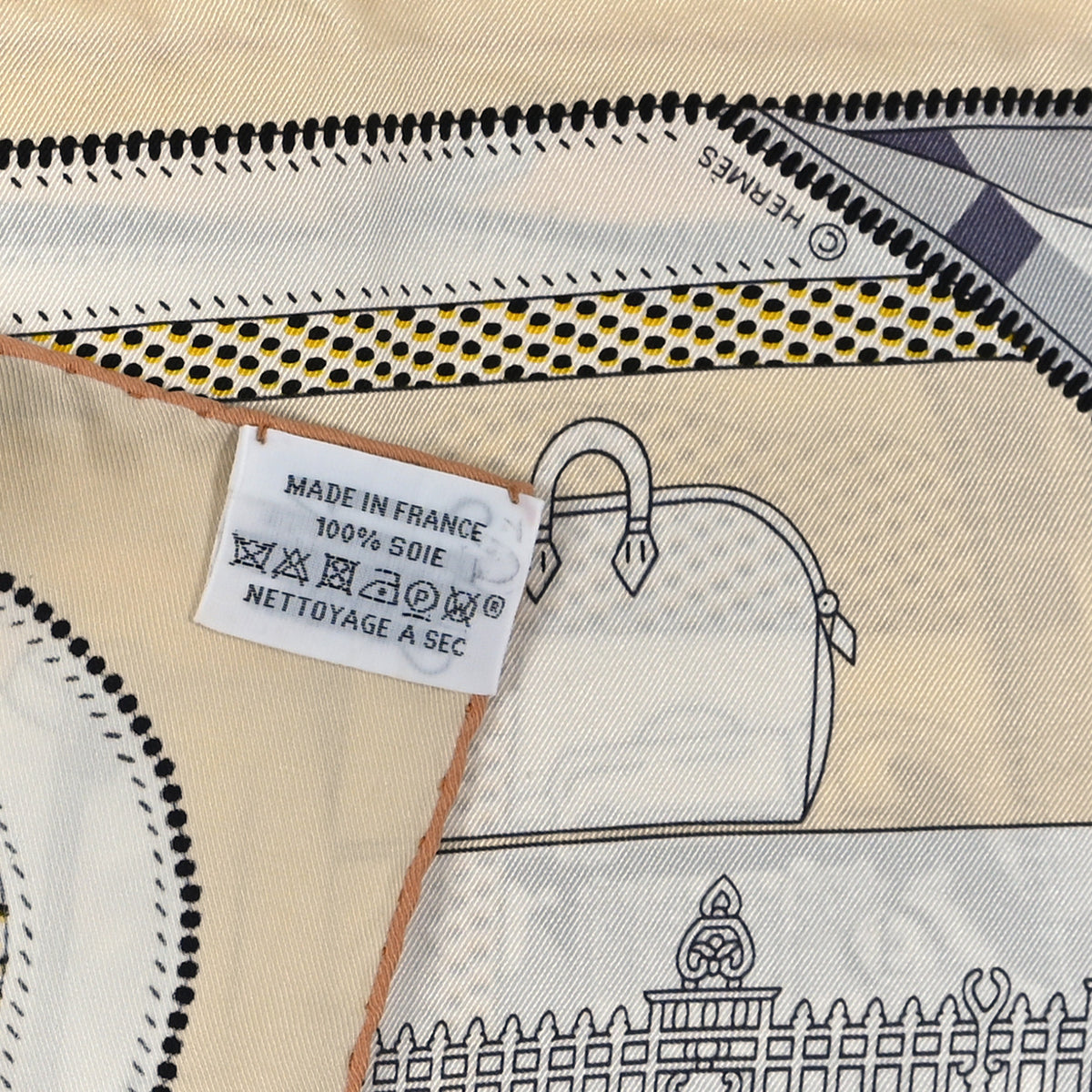 Silk Confort En Automobile Scarf 70 Creme White Black