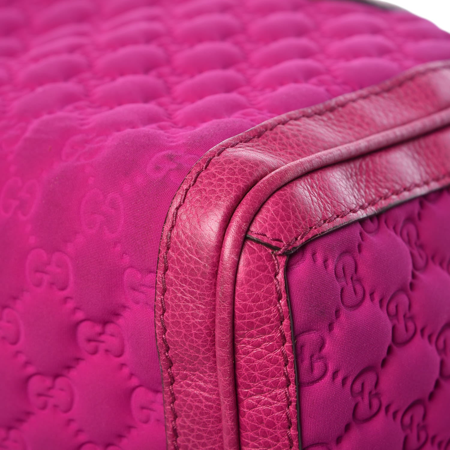Gucci Guccissima Neoprene Techno Tag Medium Boston Magenta 14 of 20