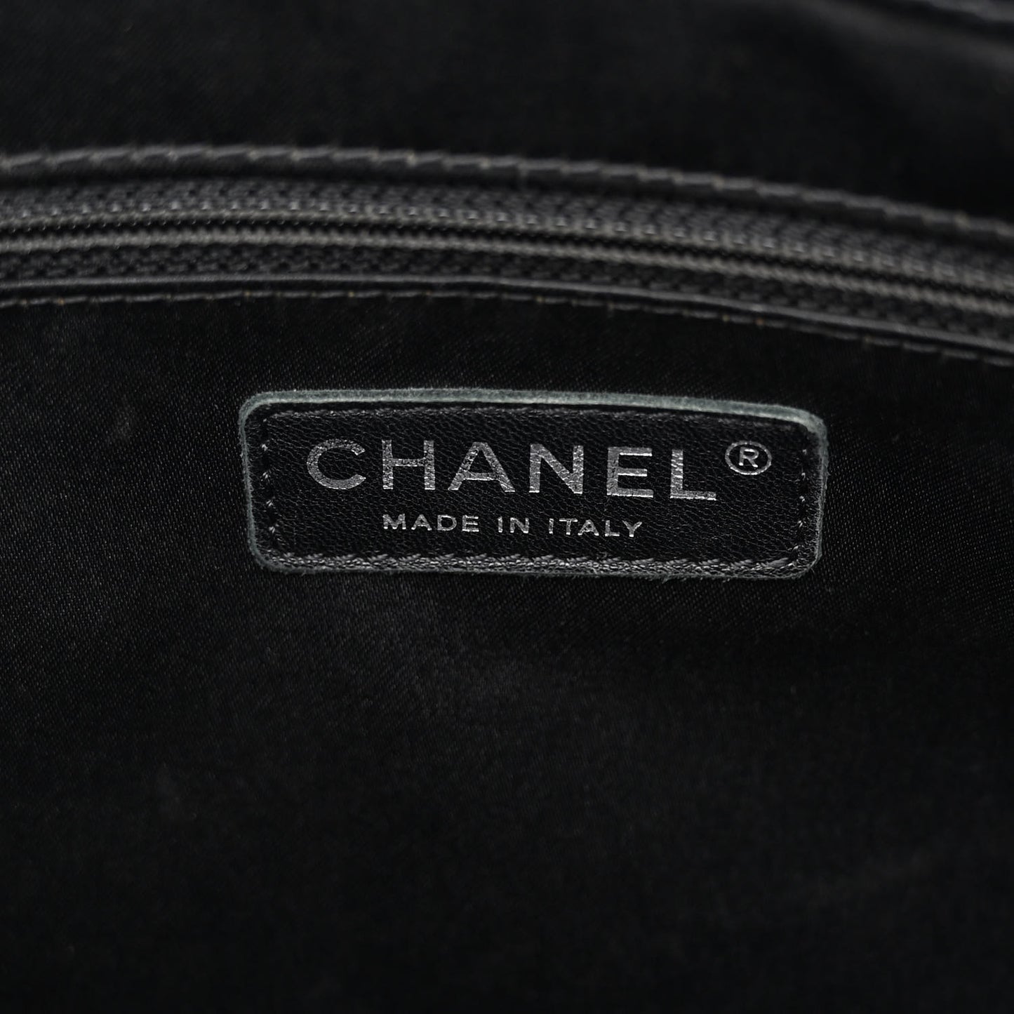 Caviar Quilted XL Grand Shopping Tote GST Black