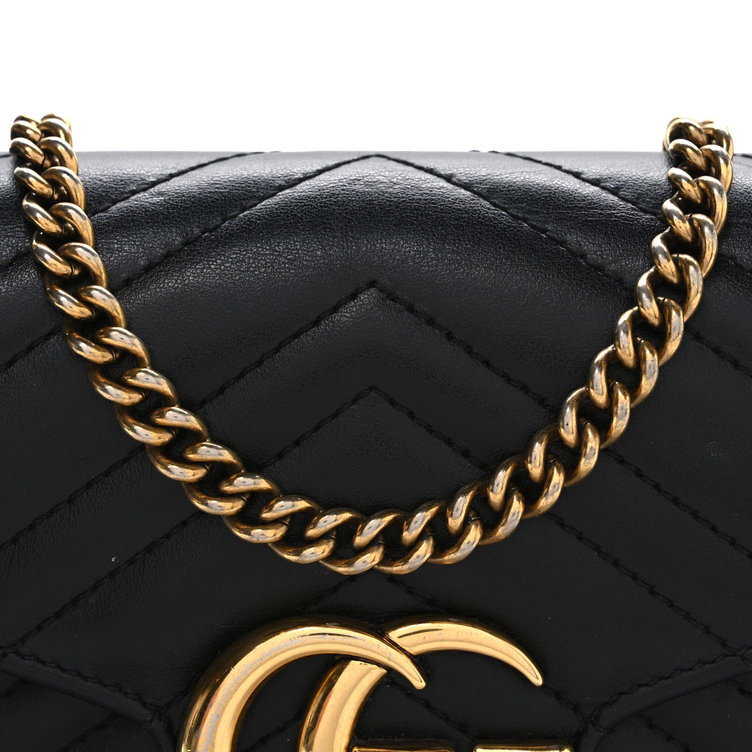 Gucci Calfskin Matelasse GG Marmont Chain Wallet Black 1841959