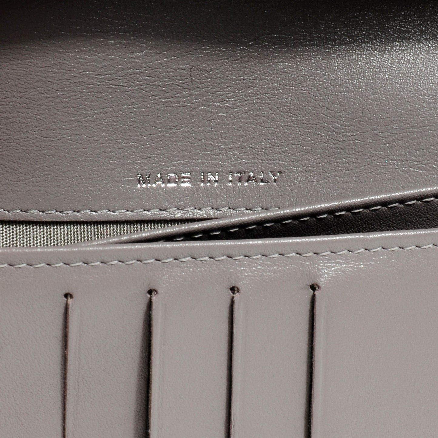 Caviar Yen CC Wallet Light Grey