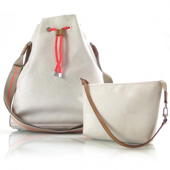 Damier Geant Drawstring Tote w Pochette