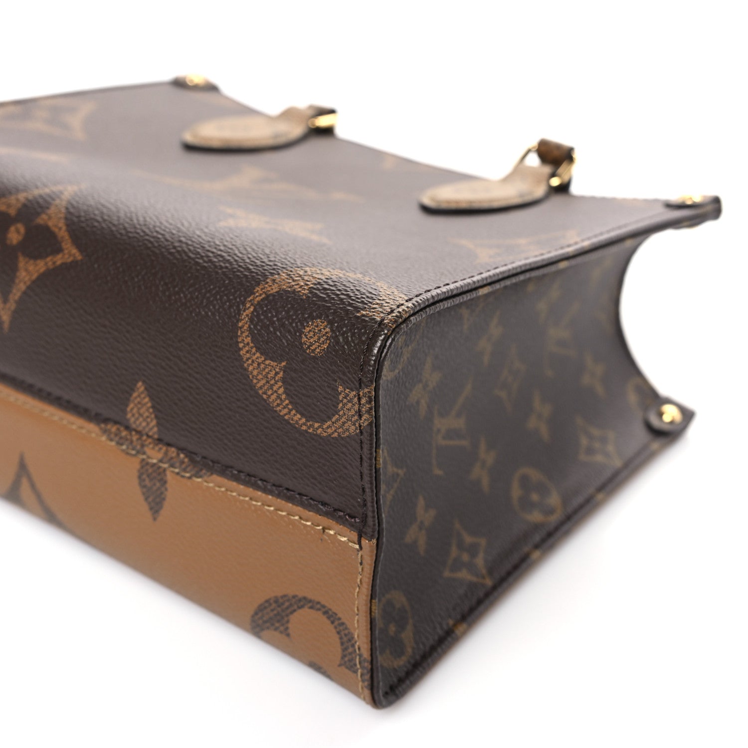 Louis Vuitton Reverse Monogram Giant Onthego PM 8 of 9