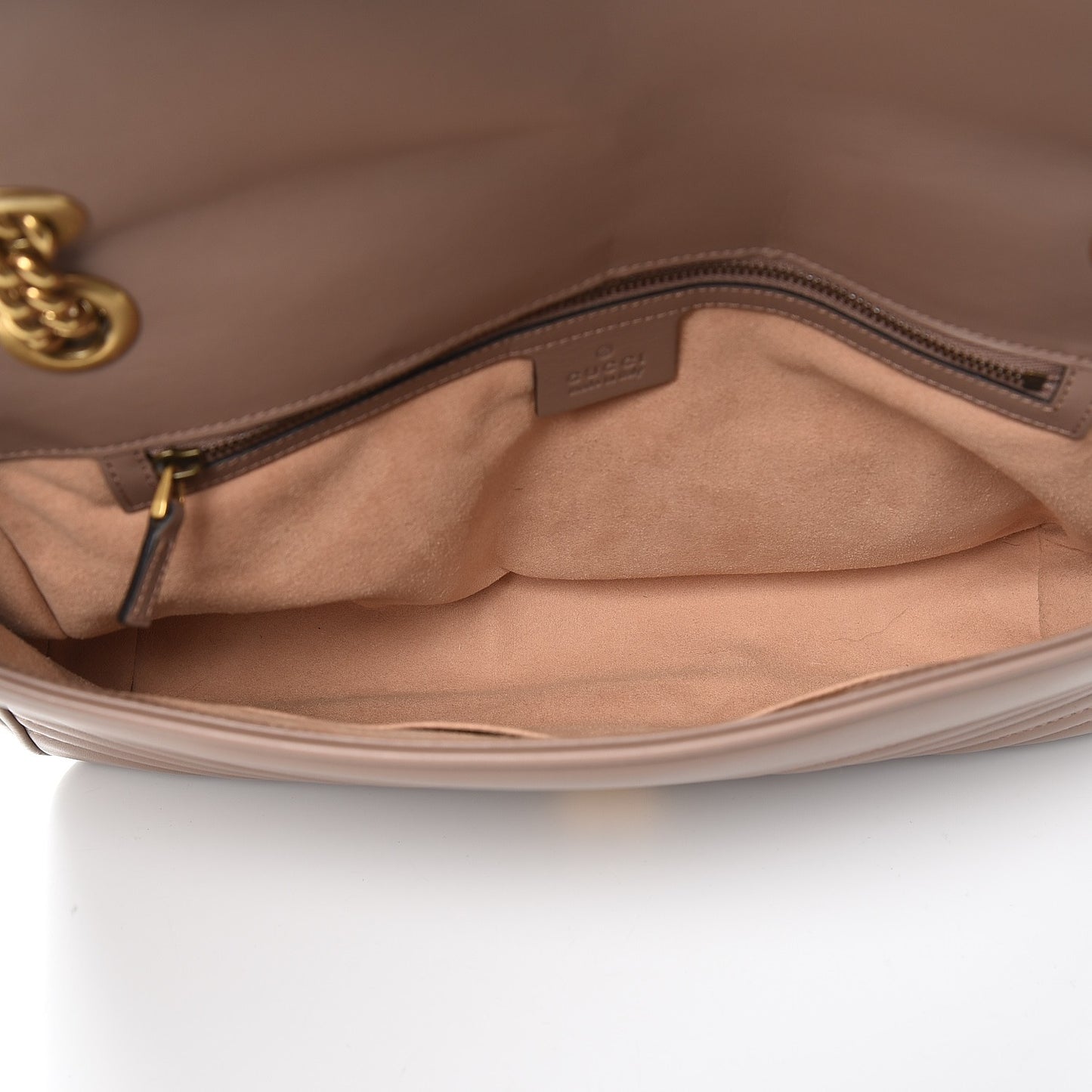 Calfskin Matelasse Medium GG Marmont Shoulder Bag Porcelain Rose