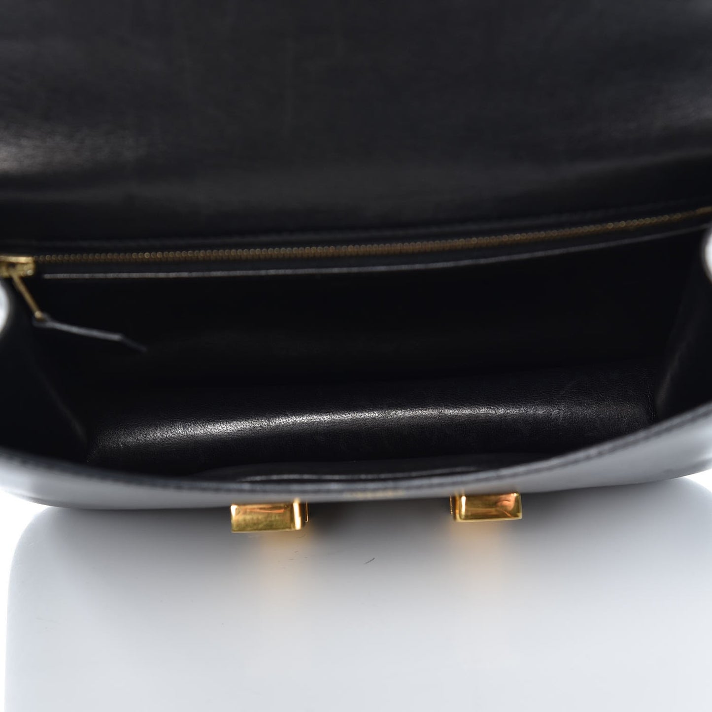 Box Constance 23 Black