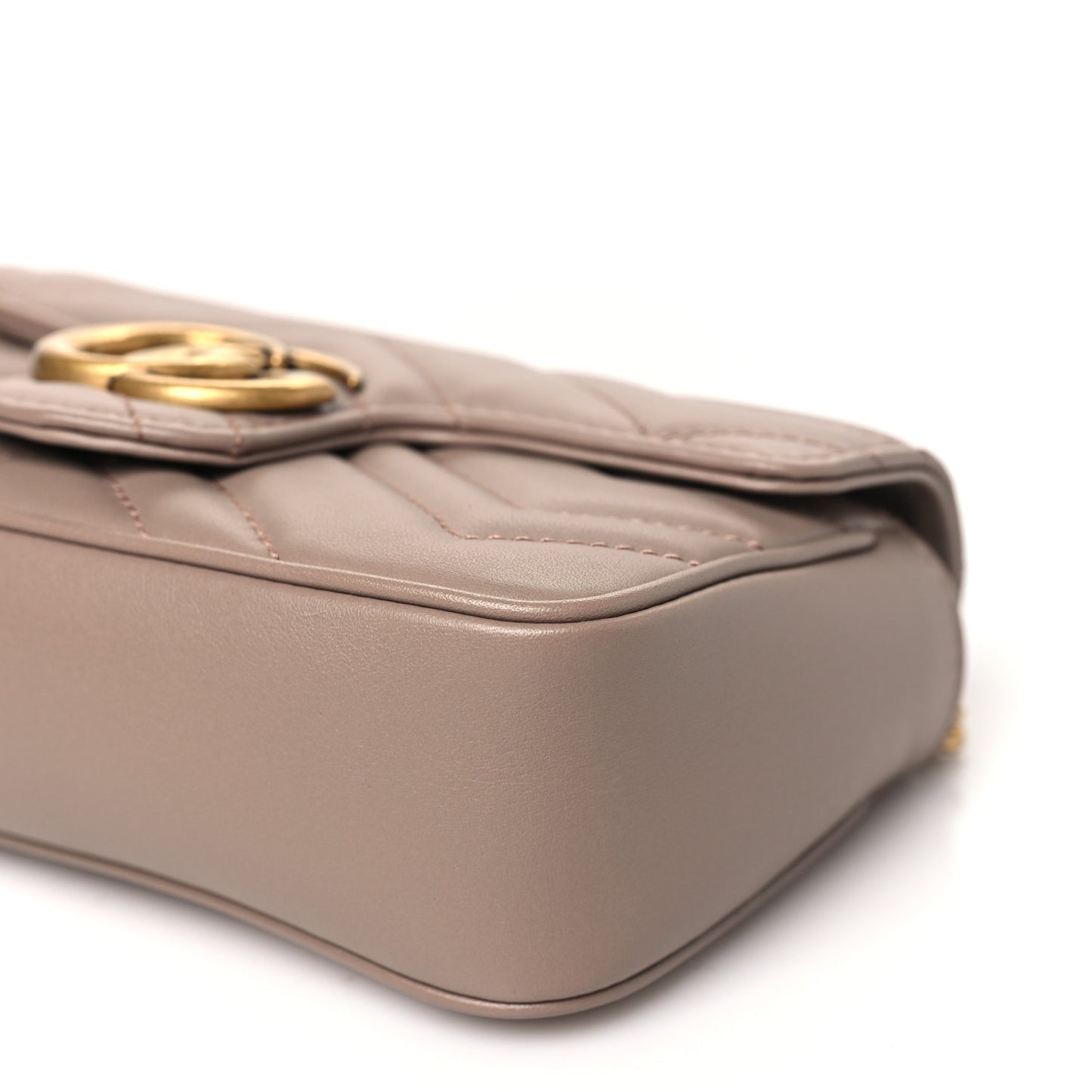 Calfskin Matelasse Super Mini GG Marmont Shoulder Bag Porcelain Rose