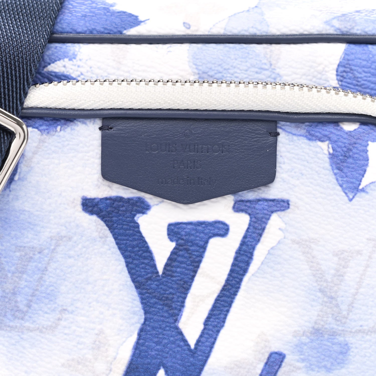 Louis Vuitton Monogram Watercolor Outdoor Pouch Blue 6 of 9