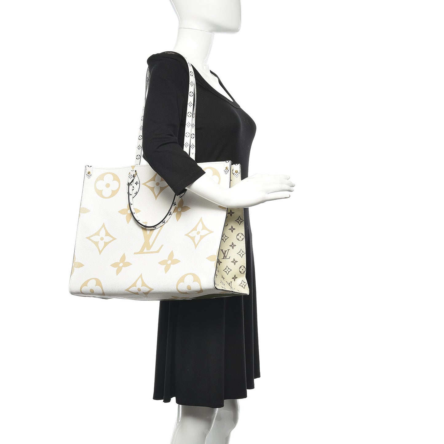 Monogram Giant Onthego GM Kaki Beige