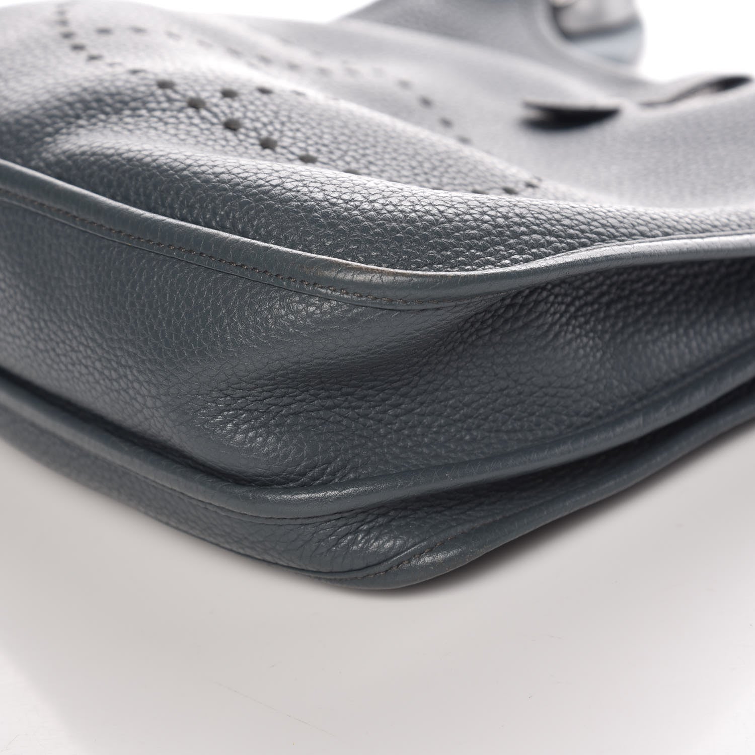 Hermes Taurillon Clemence Evelyne III PM Bleu Orage 13 of 18