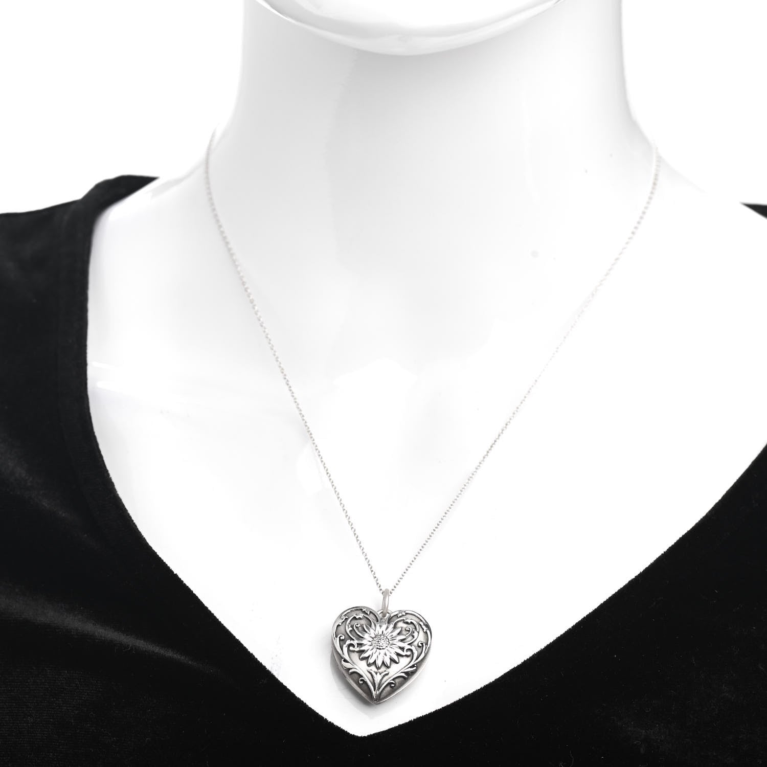 Tiffany Sterling Silver Ziegfeld Daisy Heart Locket Pendant Necklace 2 of 4