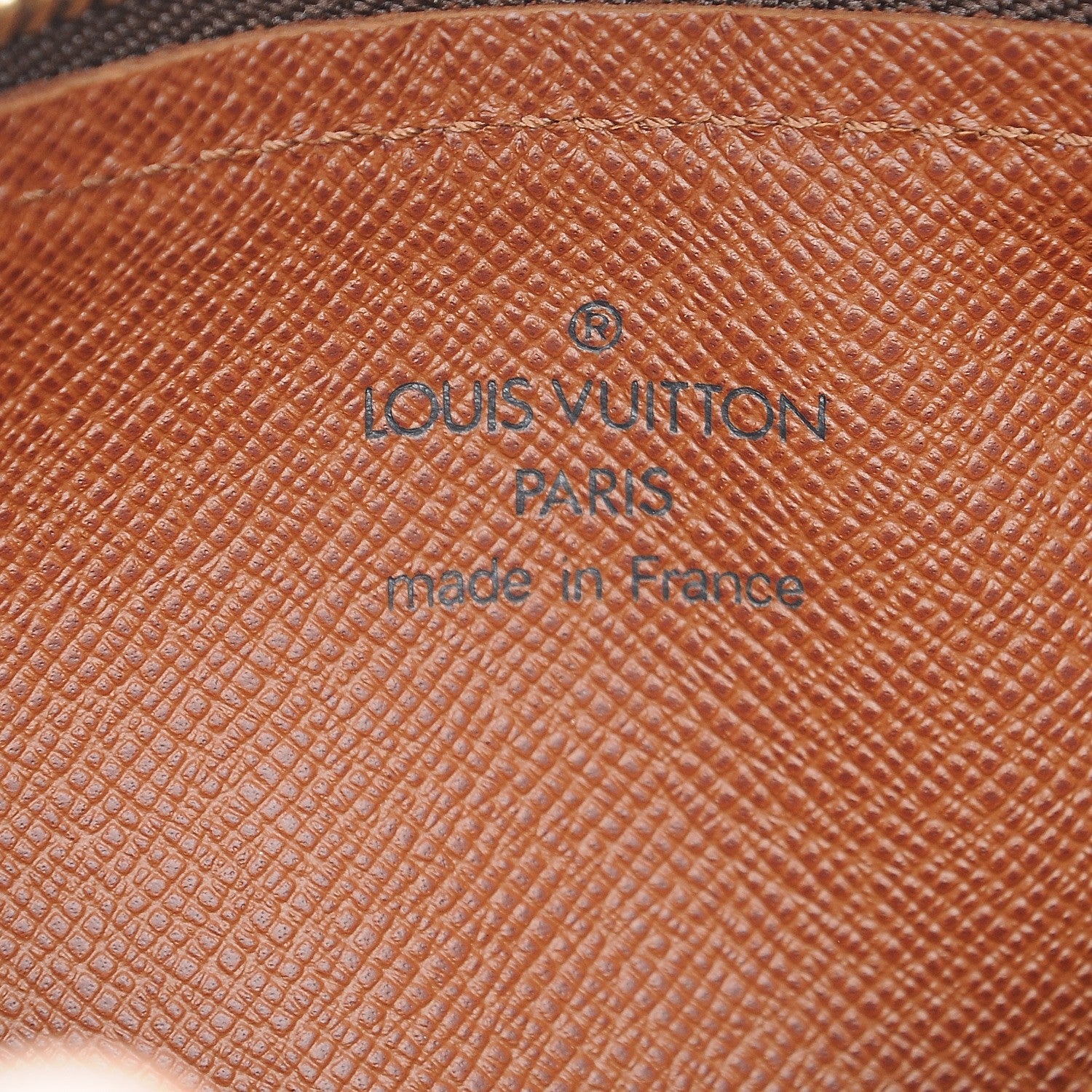 Louis Vuitton Monogram Papillon 19 6 of 7