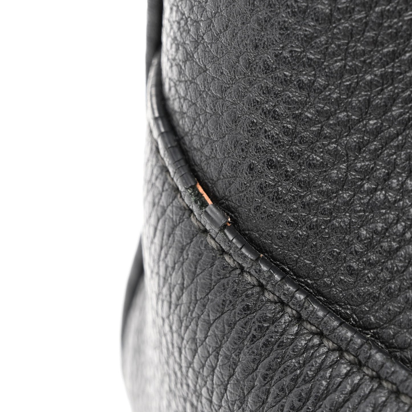 Vitello Daino Hobo Black