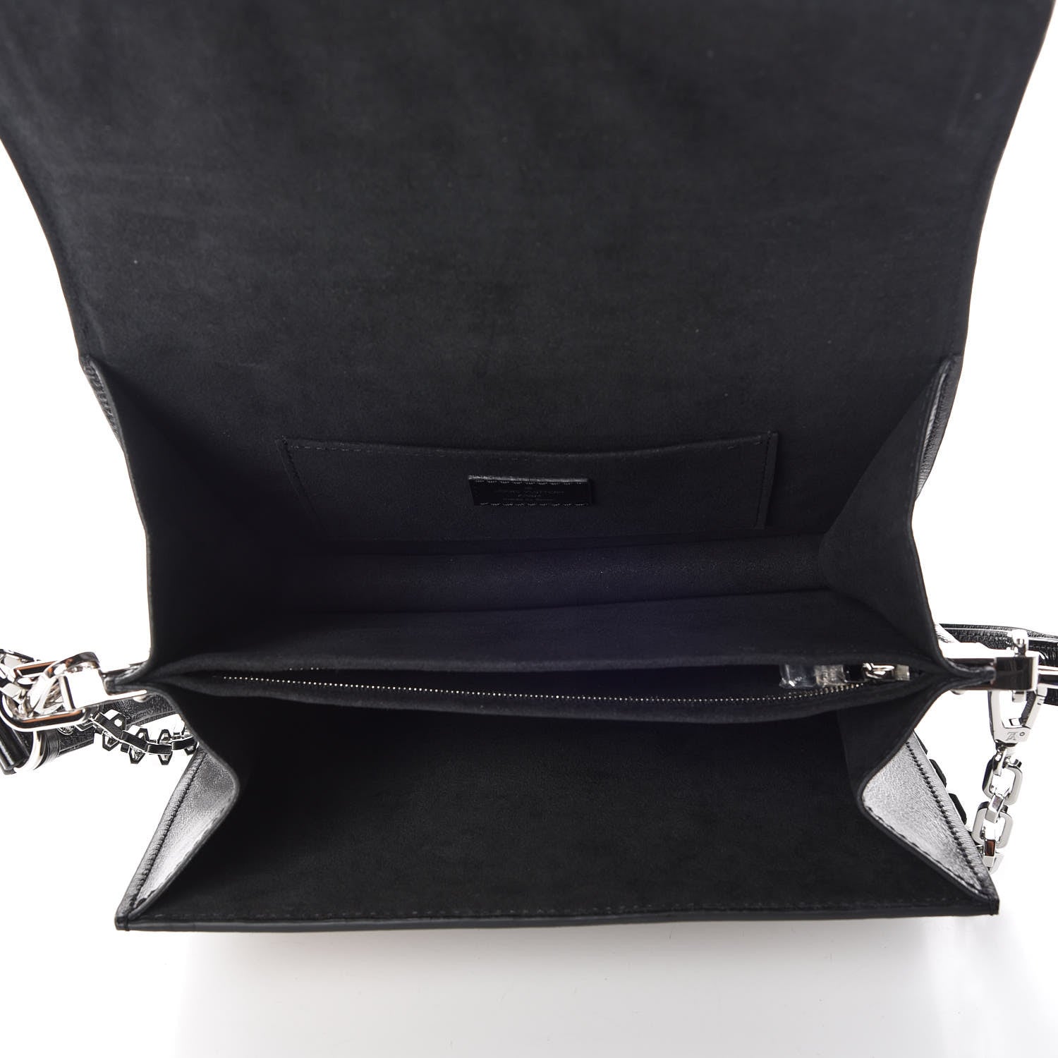 Louis Vuitton Reverse Monogram Giant Dauphine MM 7 of 10