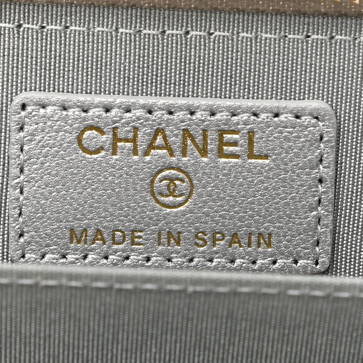 Metallic Goatskin Quilted Chanel 19 Zip Around Coin Purse Wallet Silver
