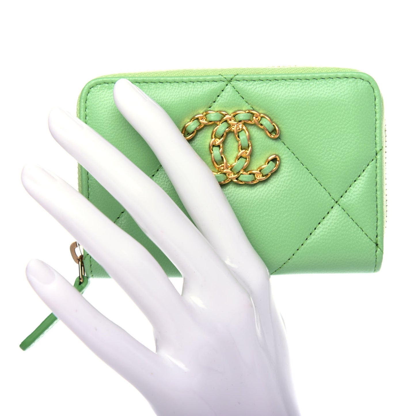 Shiny Goatskin Quilted 19 Zip Around Coin Purse Wallet Green