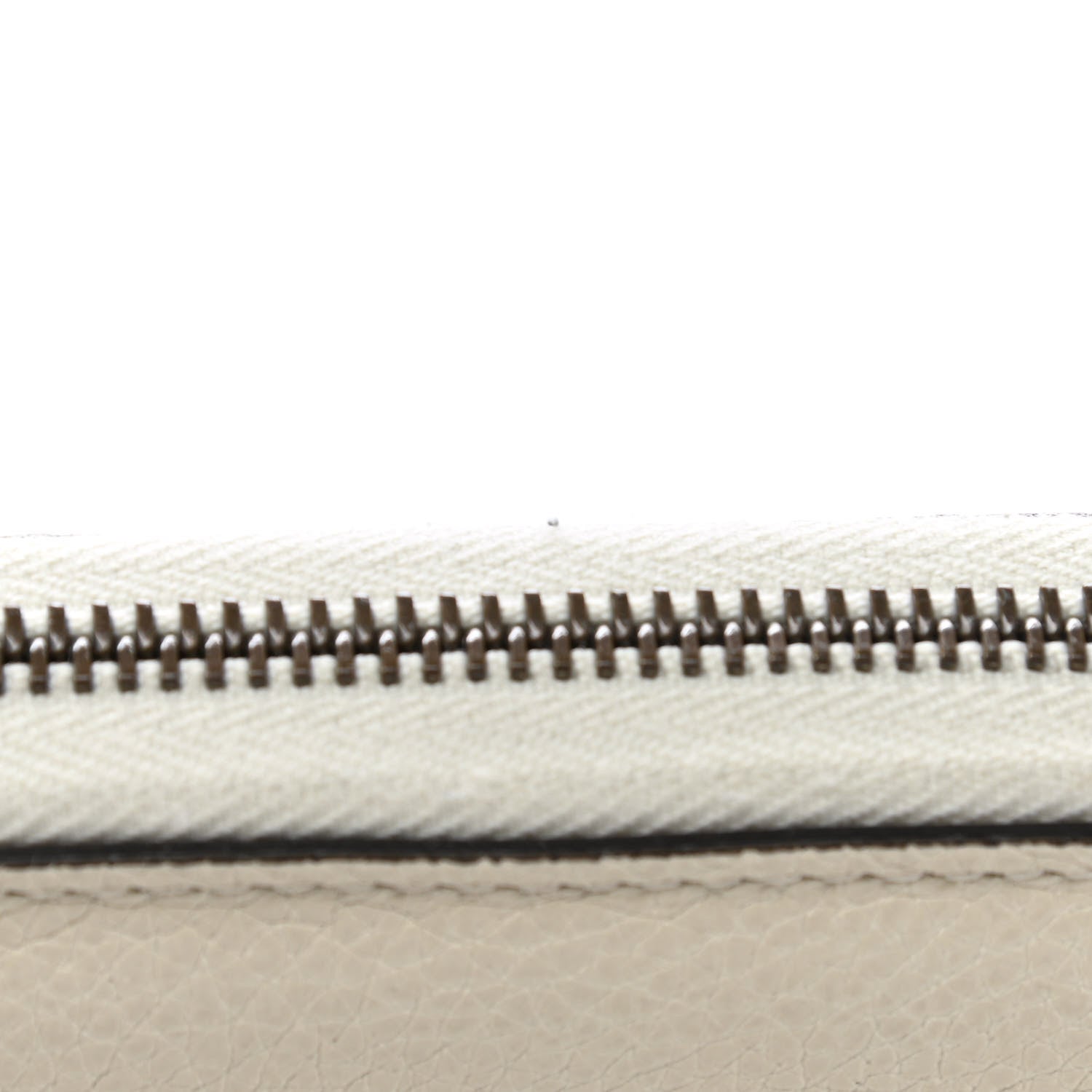 Gucci Calfskin Logo Zip Around Wallet White 8 of 9