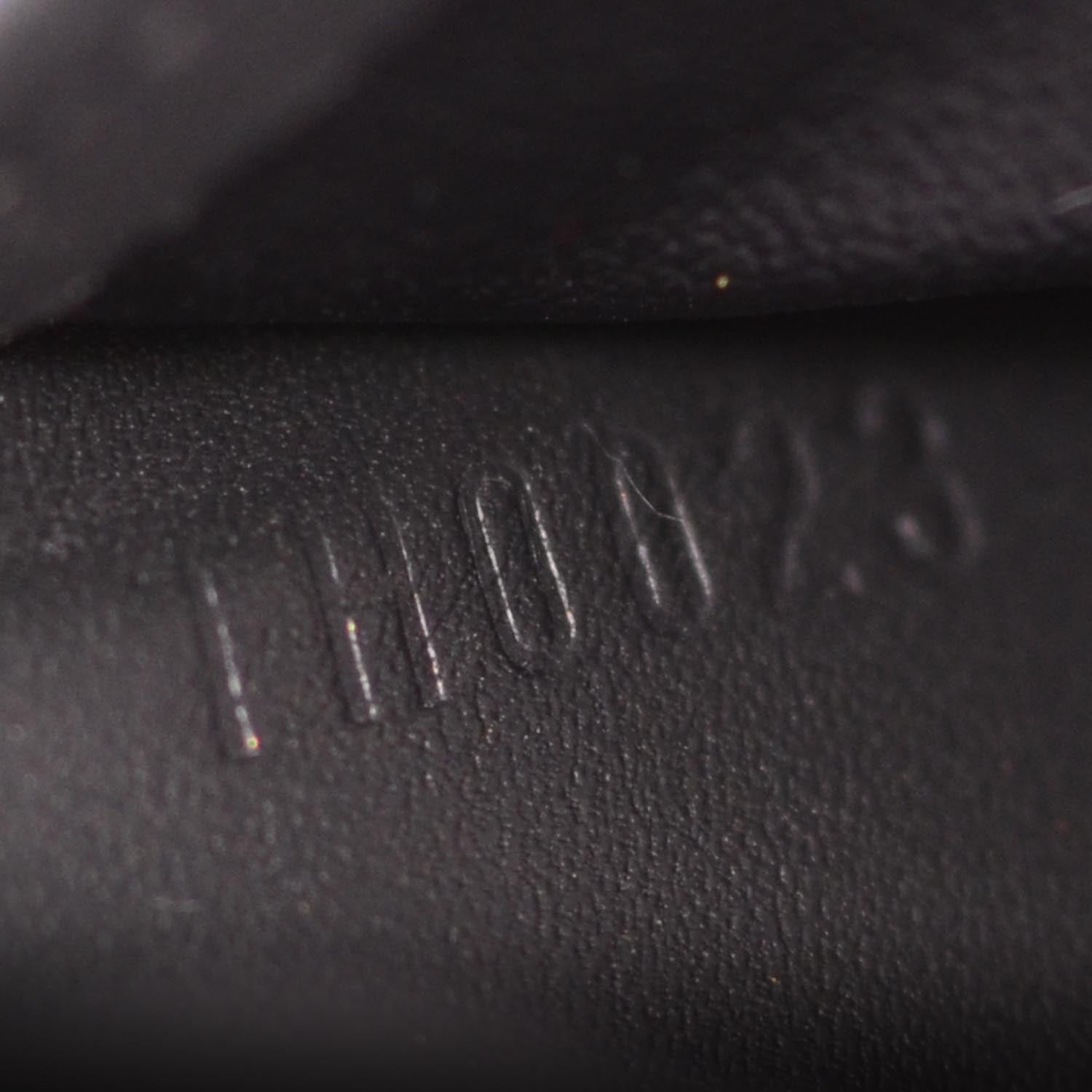 Louis Vuitton Mat Monogram Porte Tresor International Black 8 of 8