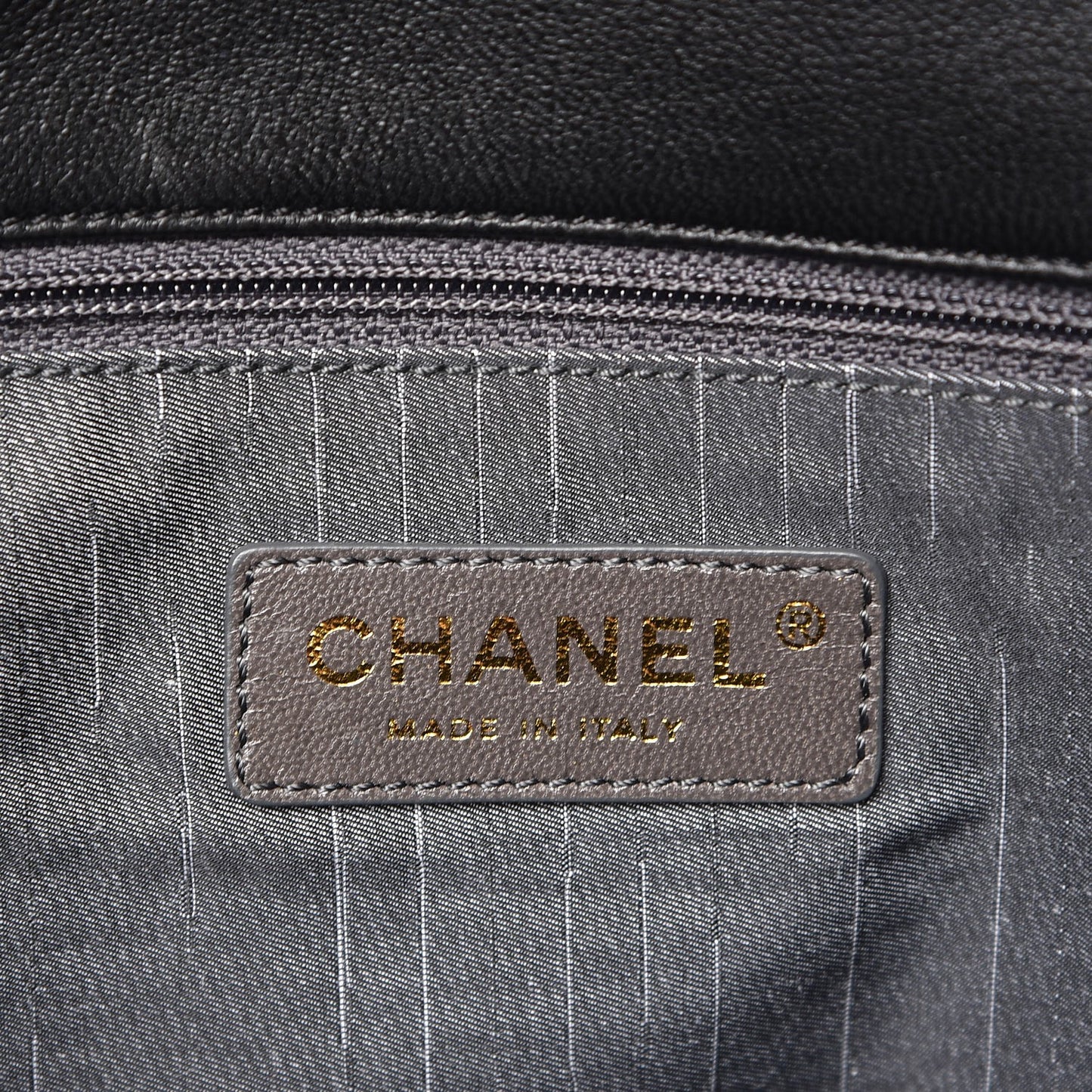 Lambskin Quilted Medium Westminster Pearl Flap Black