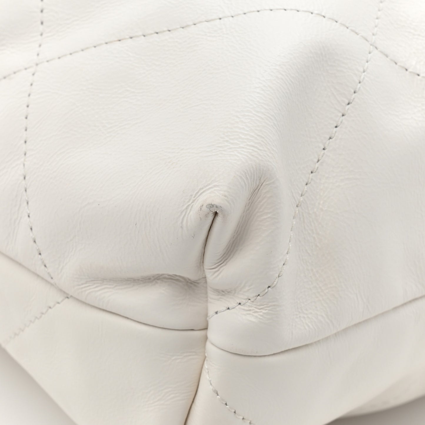 Shiny Calfskin Quilted Small Chanel 22 White