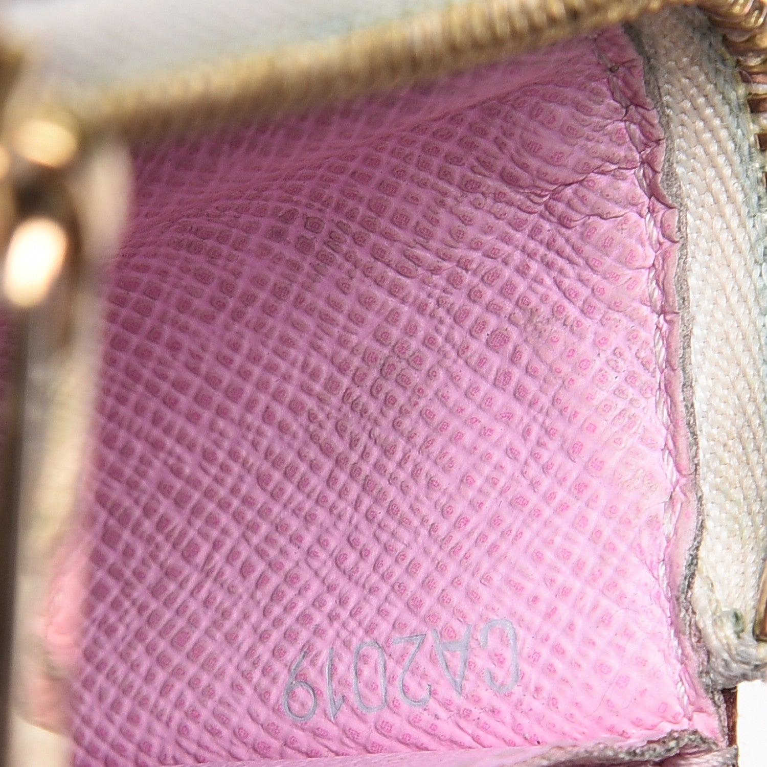 Louis Vuitton Monogram Multicolor Key Pouch White Litchi 7 of 9