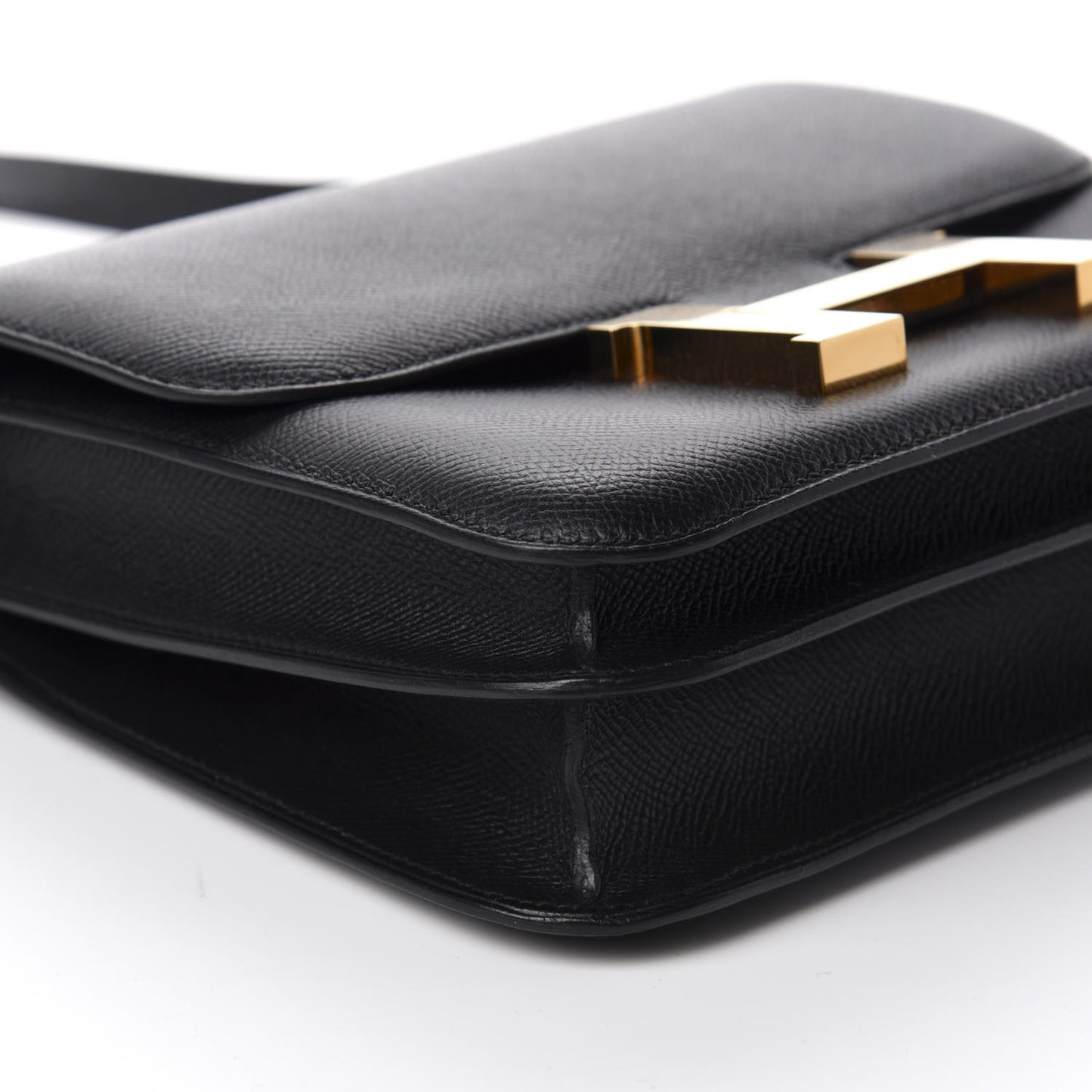 Epsom Constance 24 Black
