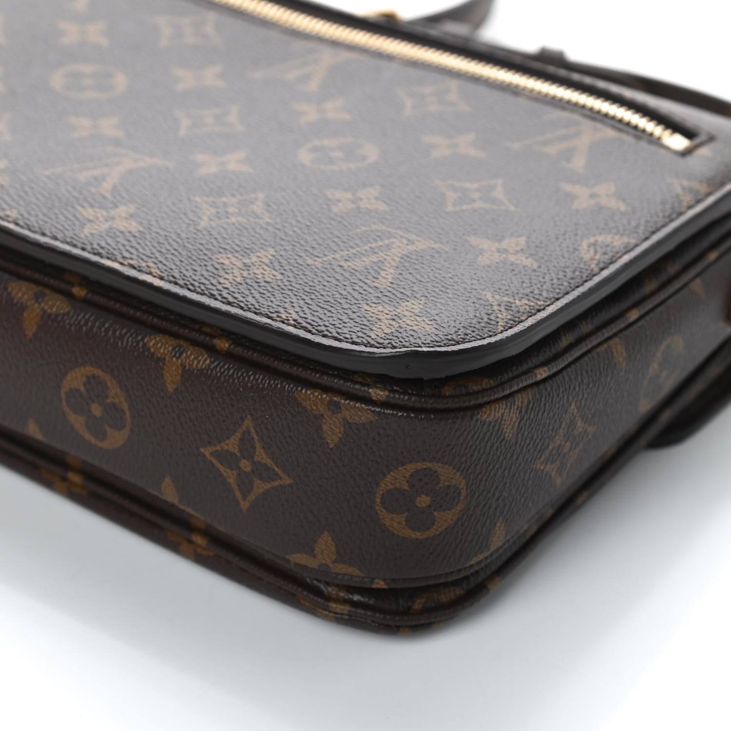 Louis Vuitton Monogram Pochette Metis 7 of 10