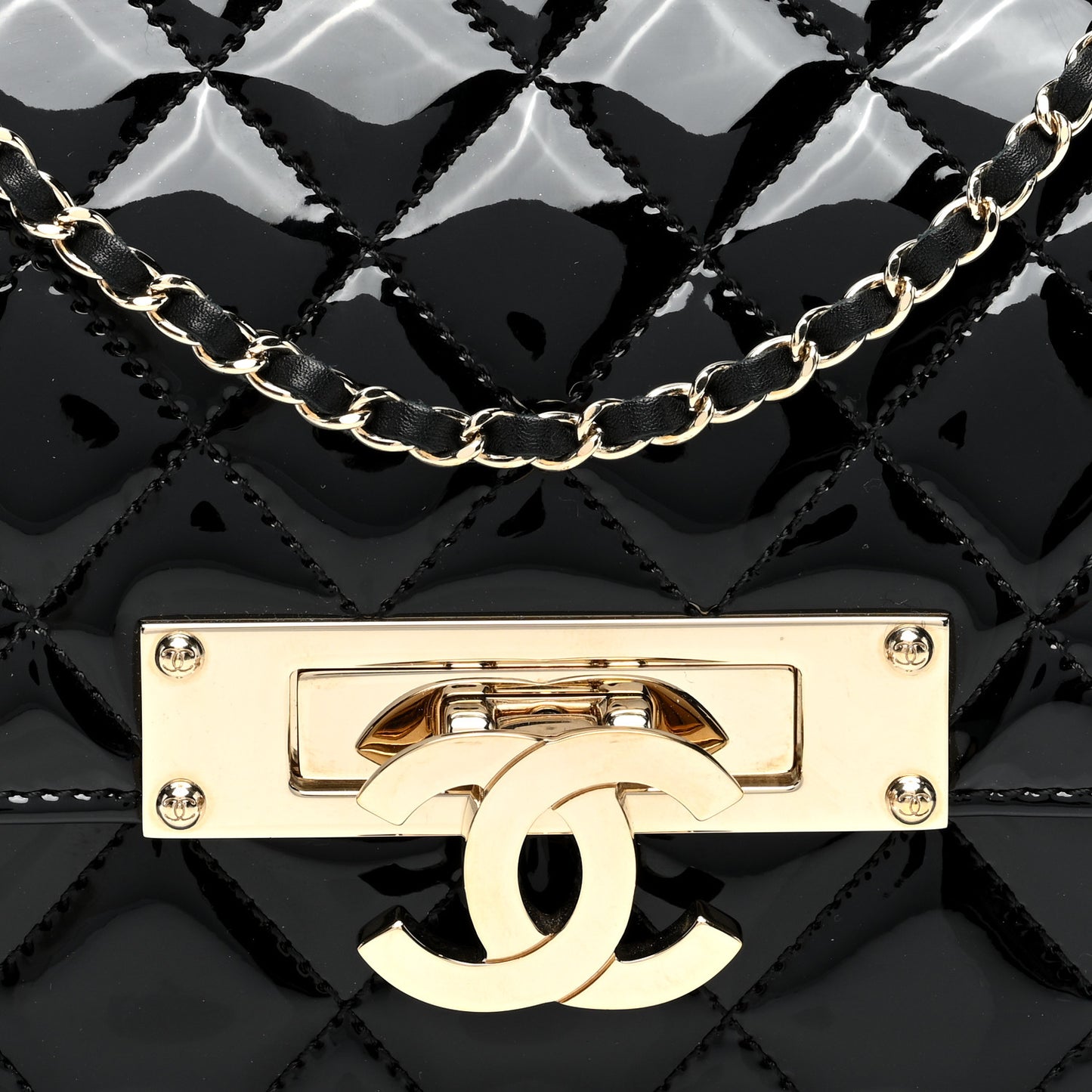Patent Quilted Golden Class Wallet on Chain WOC Black