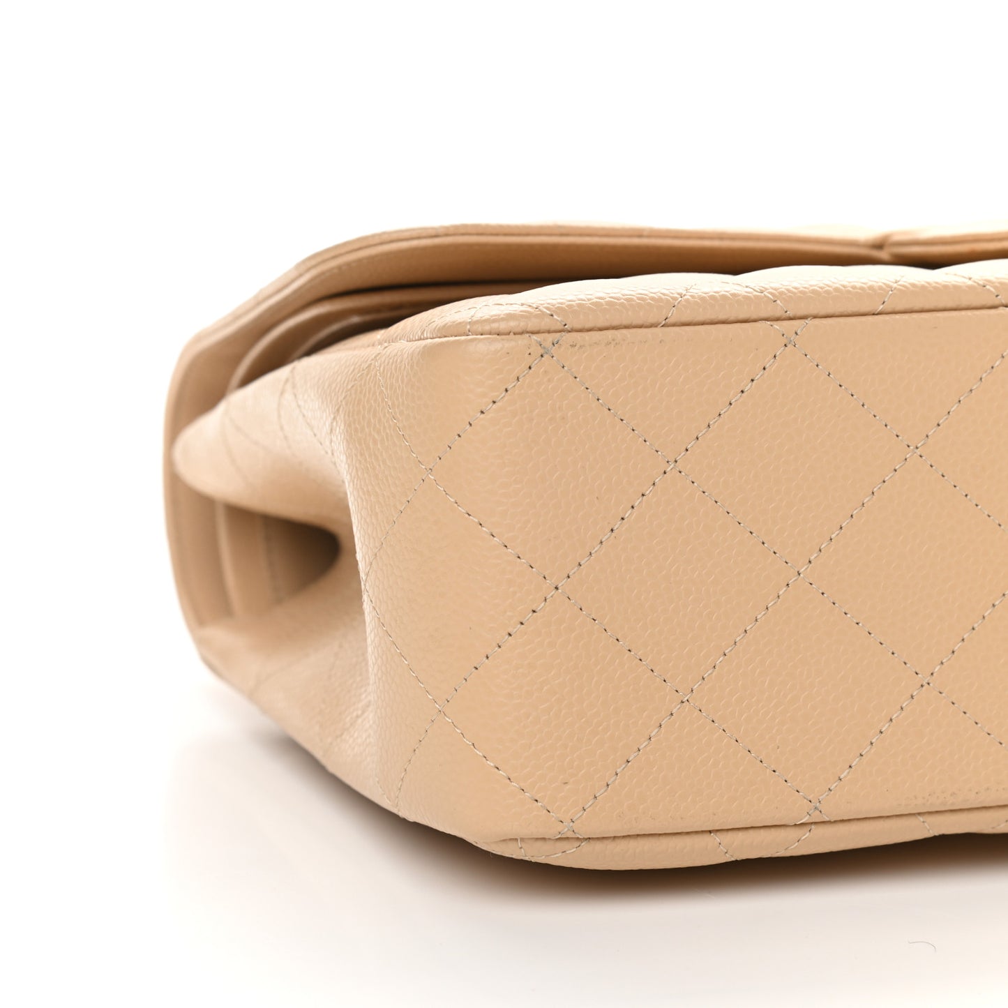 Caviar Quilted Jumbo Double Flap Beige Clair