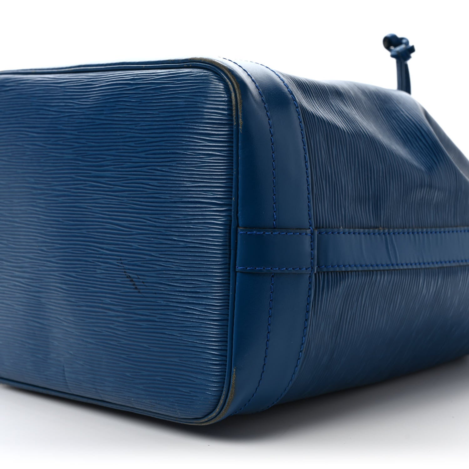 Louis Vuitton Epi Noe Toledo 9 of 11