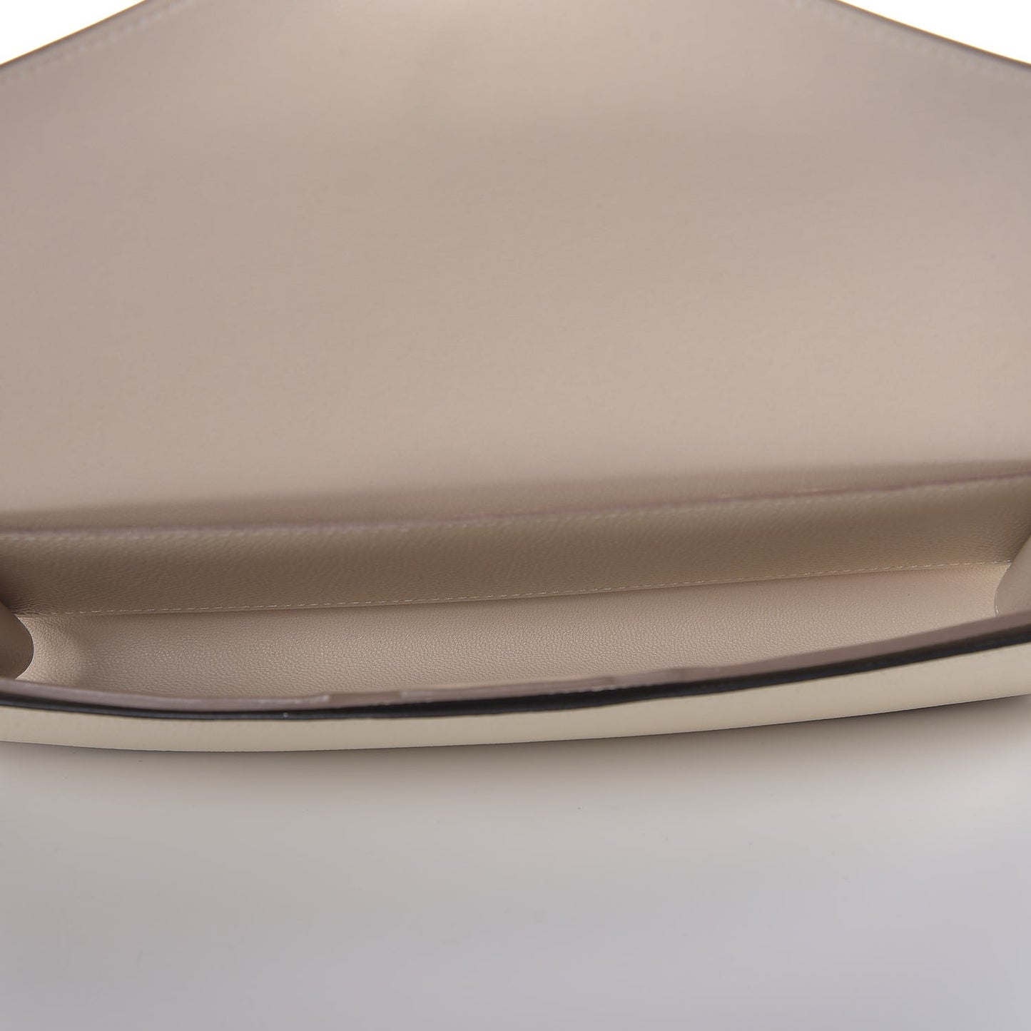 Epsom Passant Long Wallet Craie