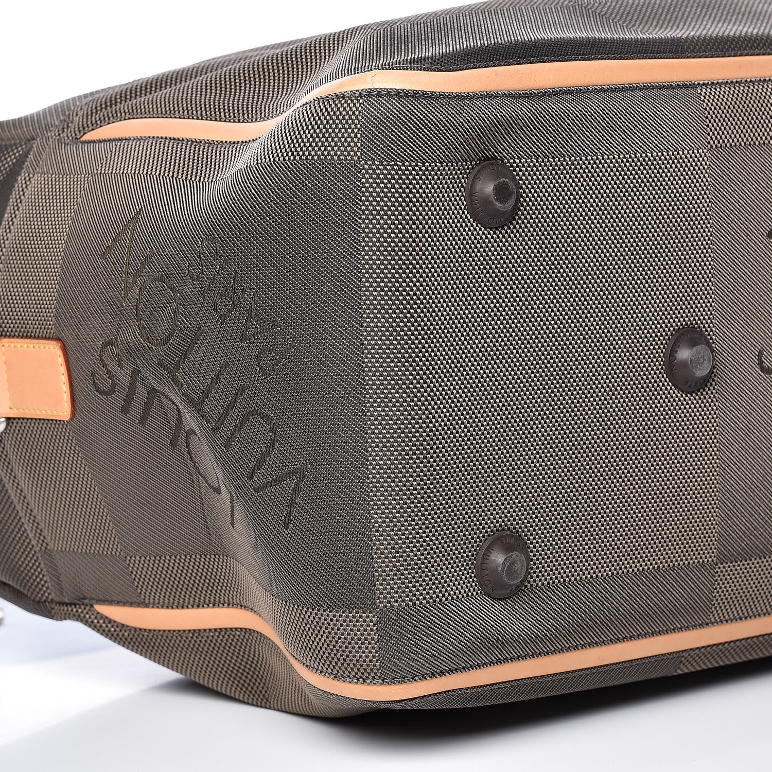 Louis Vuitton Damier Geant Souverain Terre 8 of 9