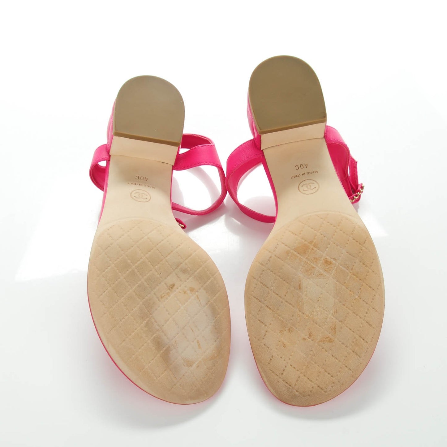 Lambskin Quilted Chain CC Thong Sandals 40 Fuchsia
