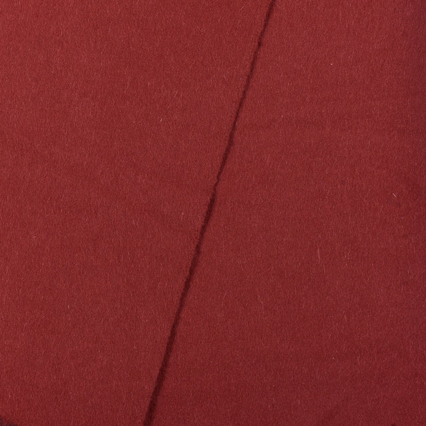 Cashmere Highlands Embroidered Patch Muffler Rouge H