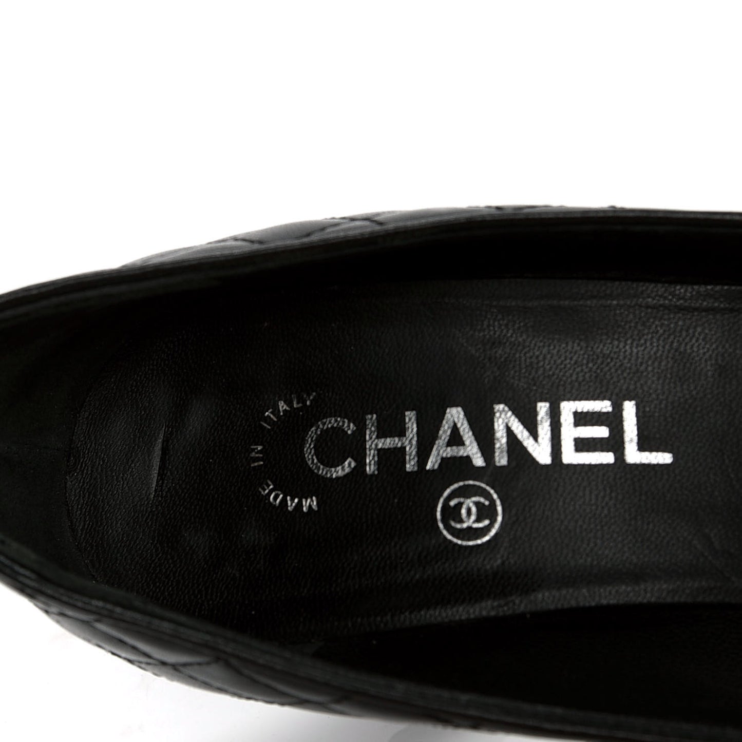 Lambskin Quilted Cap Toe Pumps 39 Black