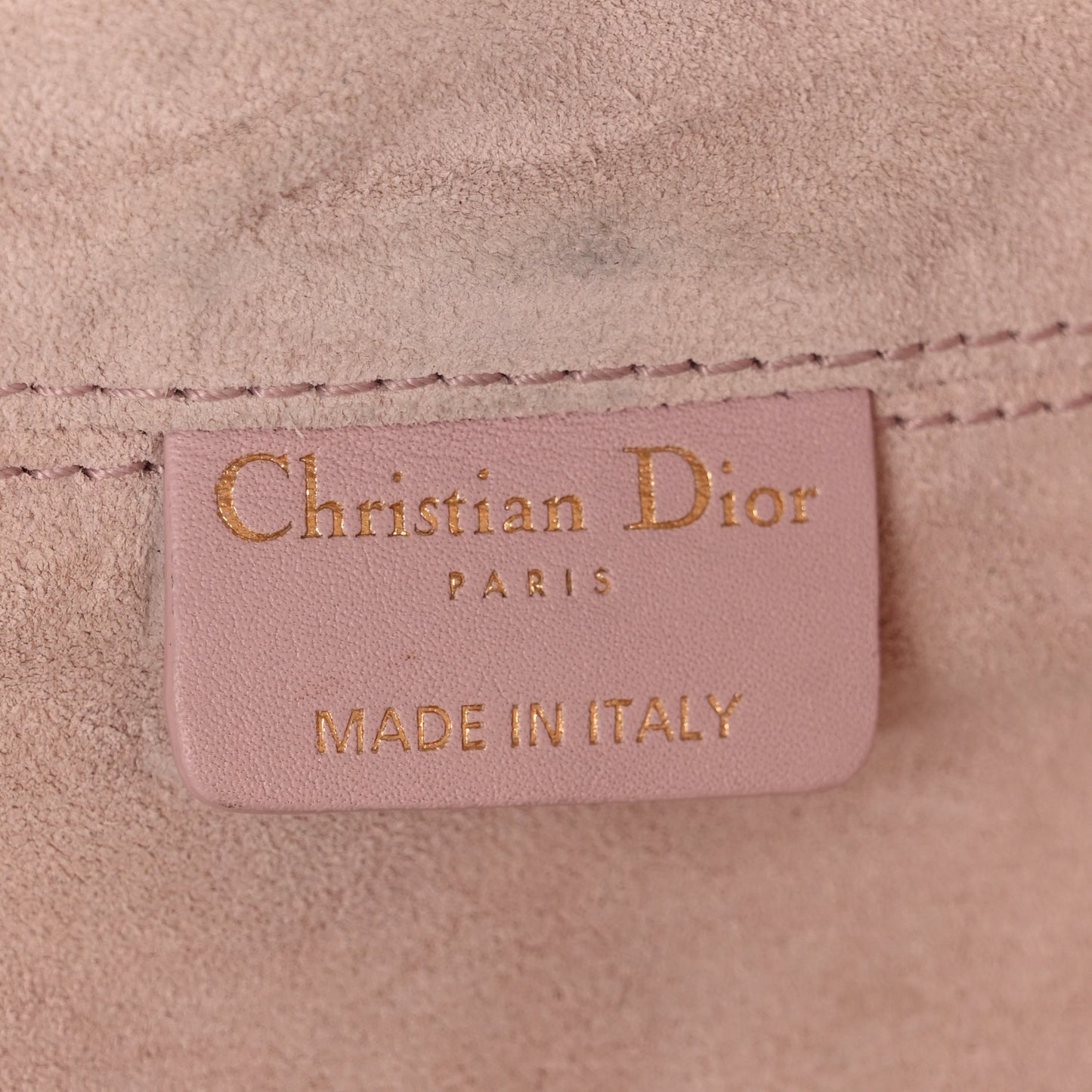 Calfskin Macrocannage Medium Toujours Powder Pink
