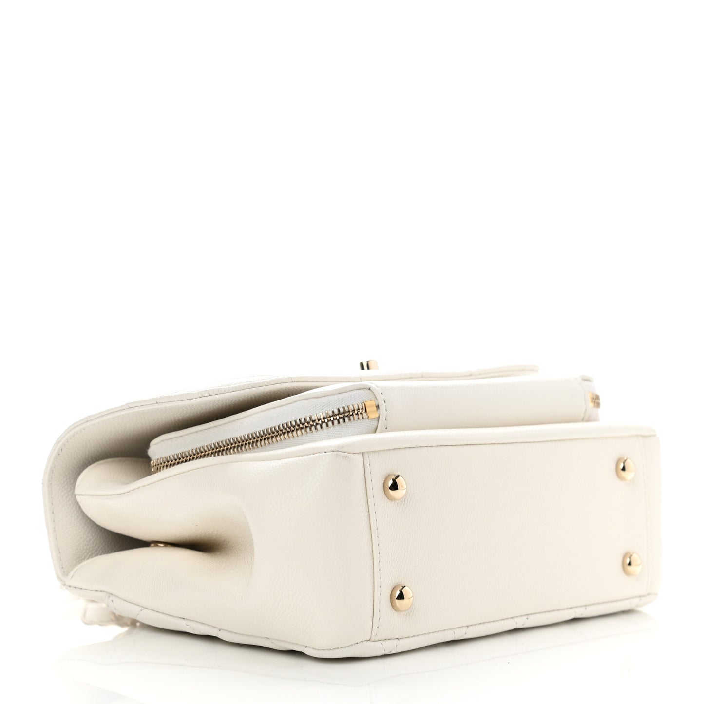 Caviar Quilted Medium Business Affinity Flap White