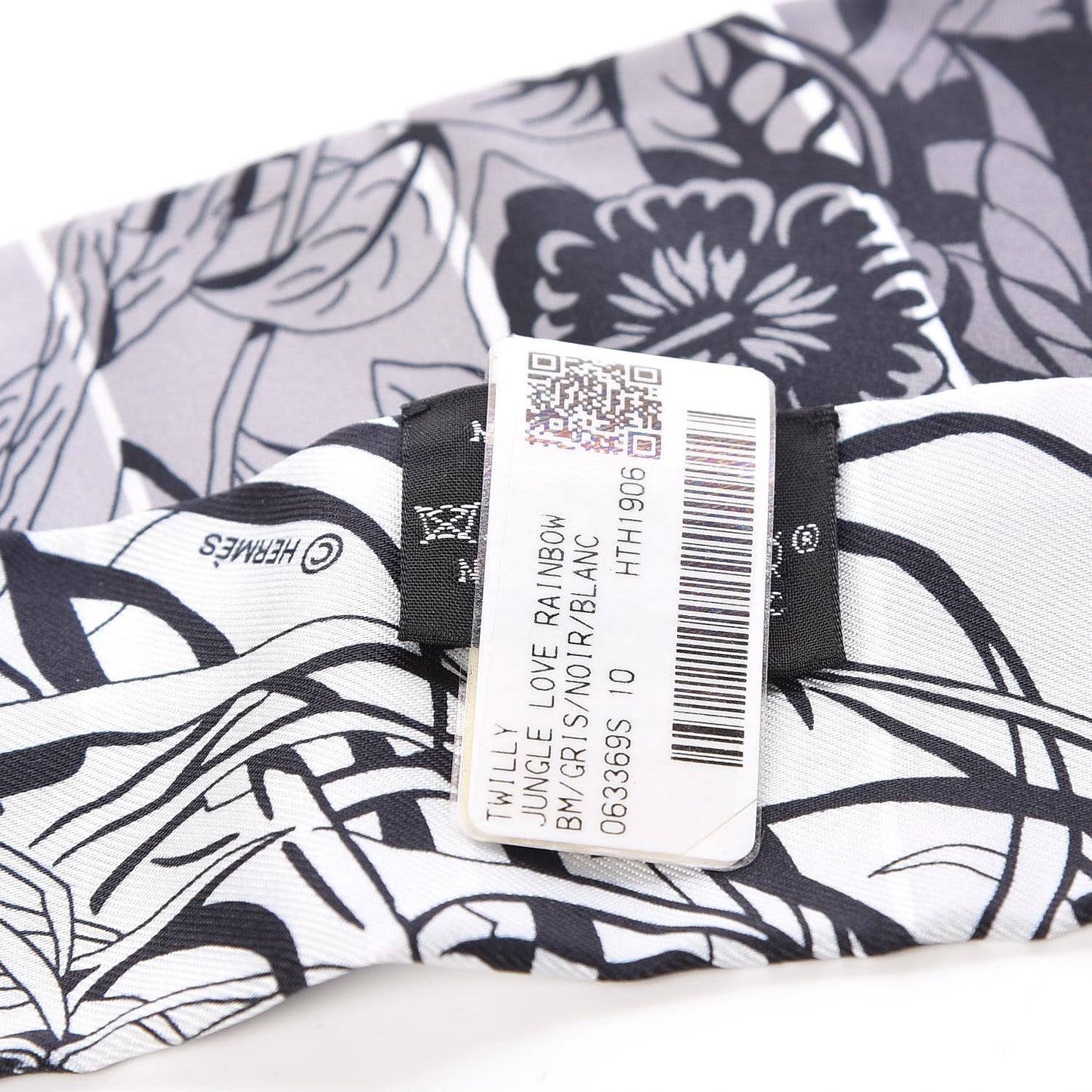 Silk Jungle Love Rainbow Twilly Gris Black White