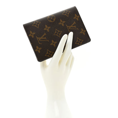 Louis Vuitton Monogram Passport Cover Wallet 2 of 8